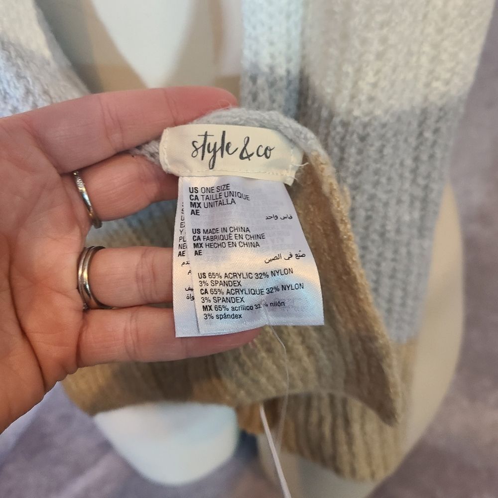 Style & Co. Neutral Colorblock Knit Scarf‎ - Picture 4 of 5